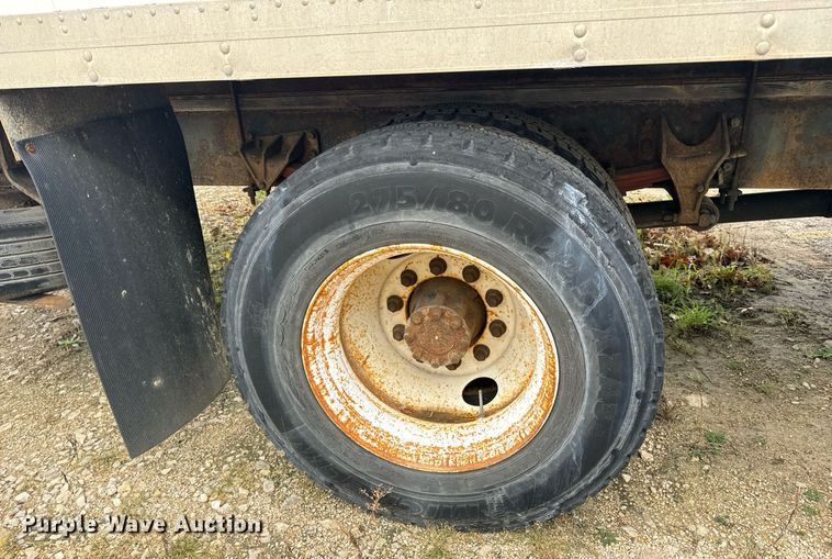 image for item EH7243 2007 International 4300 box truck