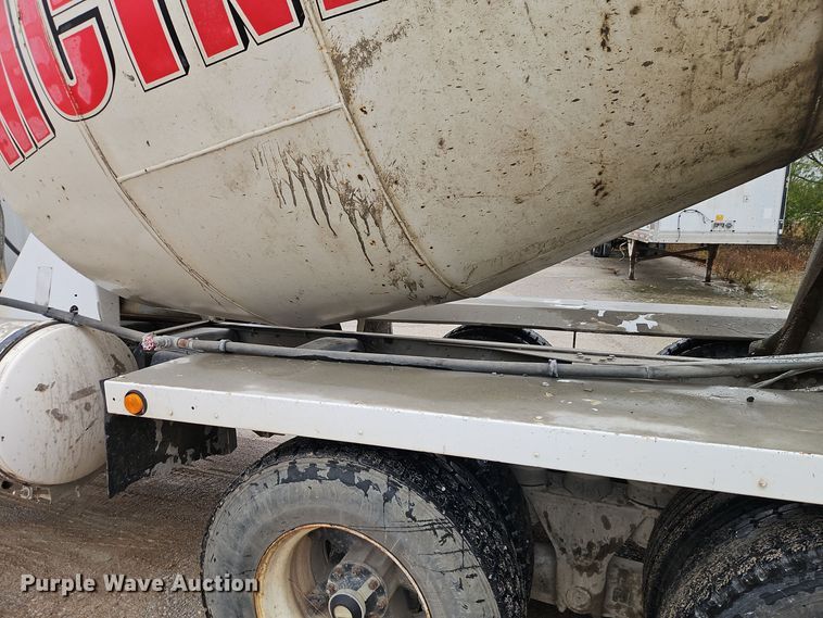 image for item EI8550 1988 Ford L9000 ready mix truck