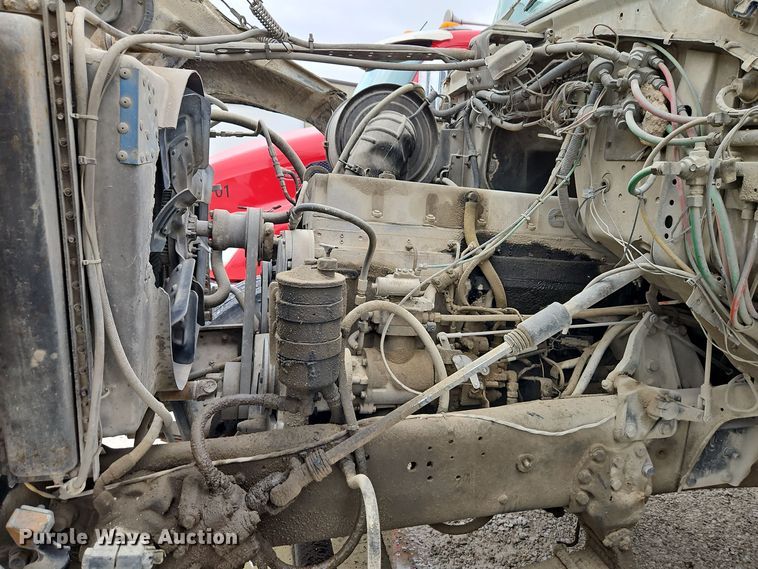 image for item EI8550 1988 Ford L9000 ready mix truck