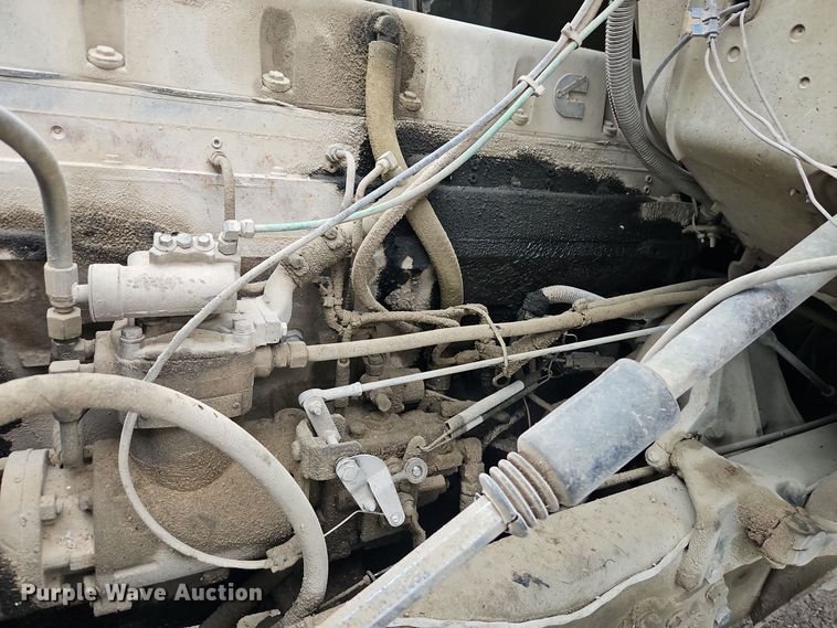 image for item EI8550 1988 Ford L9000 ready mix truck