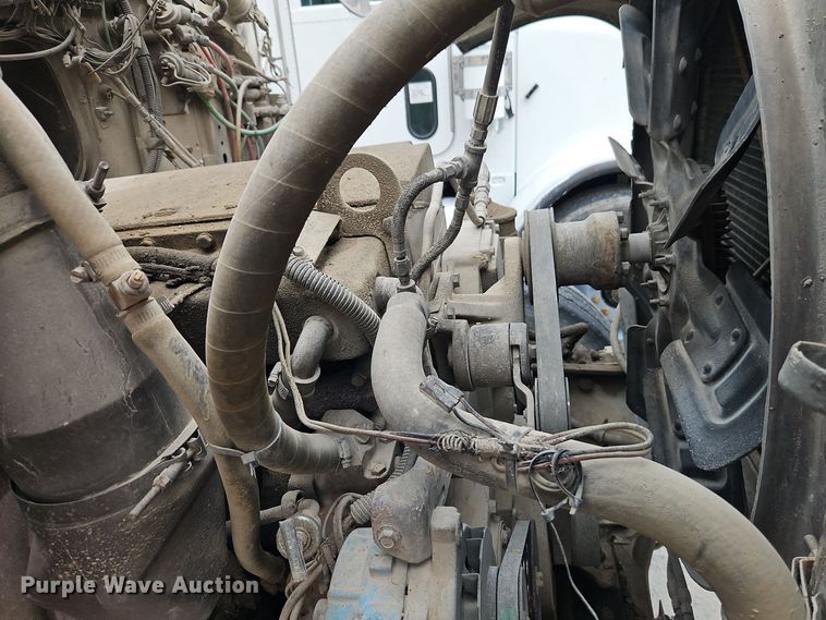 image for item EI8550 1988 Ford L9000 ready mix truck