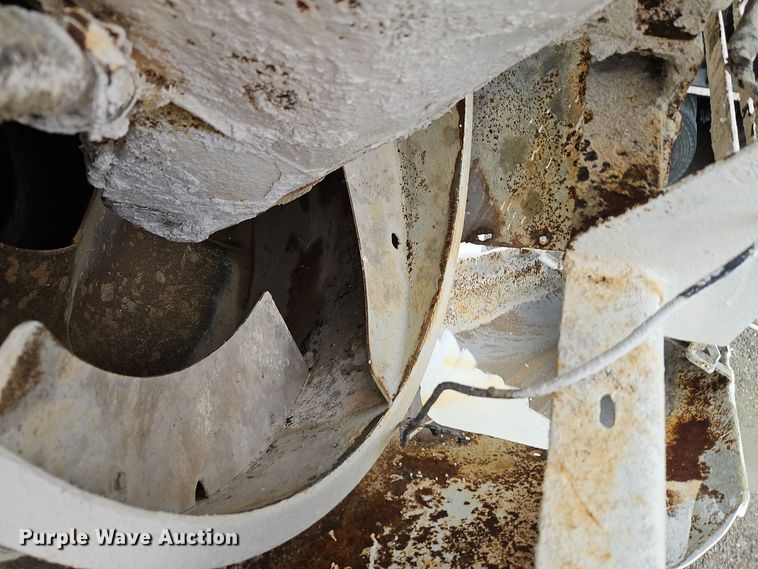 image for item EI8551 2005 Kenworth T800 ready mix truck