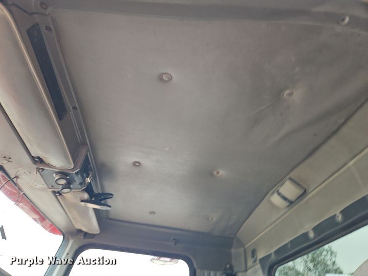 image for item EI8551 2005 Kenworth T800 ready mix truck