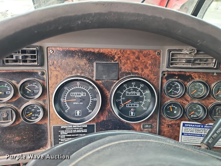 image for item EI8551 2005 Kenworth T800 ready mix truck