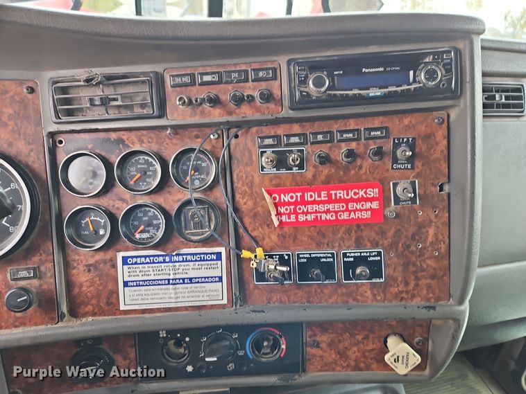 image for item EI8551 2005 Kenworth T800 ready mix truck