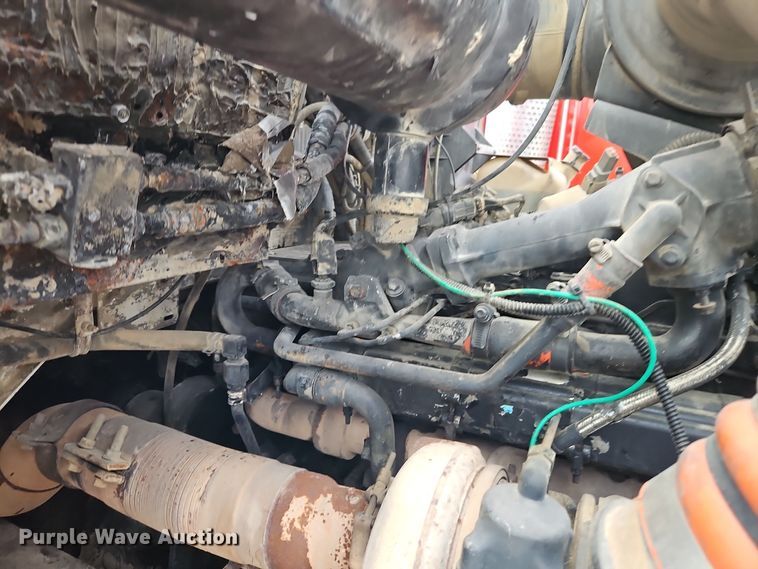 image for item EI8551 2005 Kenworth T800 ready mix truck