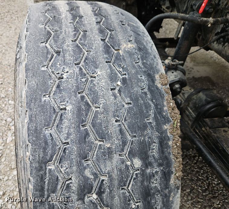 image for item EI8551 2005 Kenworth T800 ready mix truck