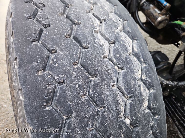 image for item EI8551 2005 Kenworth T800 ready mix truck