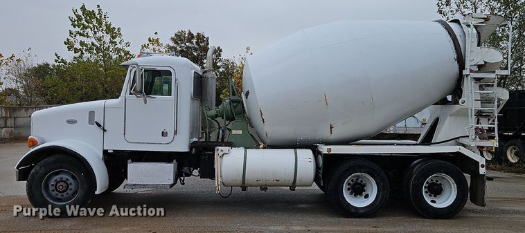 image for item EI8552 2000 Peterbilt 357 ready mix truck
