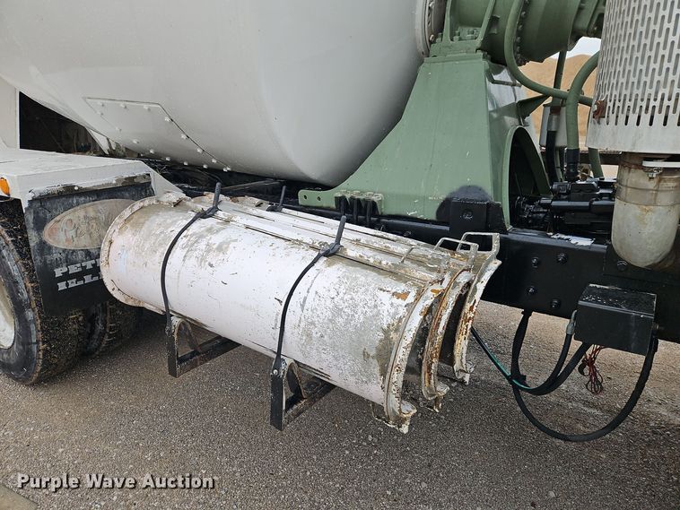 image for item EI8552 2000 Peterbilt 357 ready mix truck