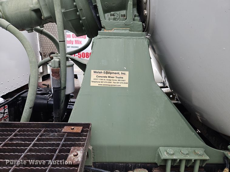 image for item EI8552 2000 Peterbilt 357 ready mix truck