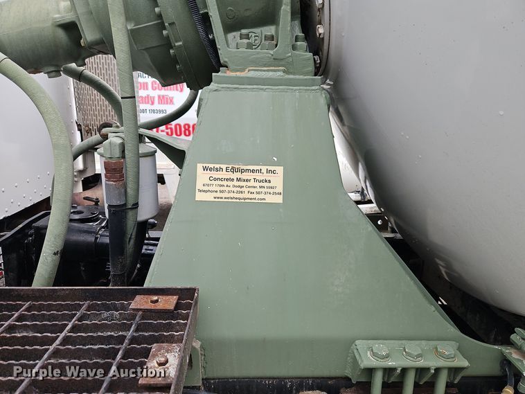 image for item EI8552 2000 Peterbilt 357 ready mix truck