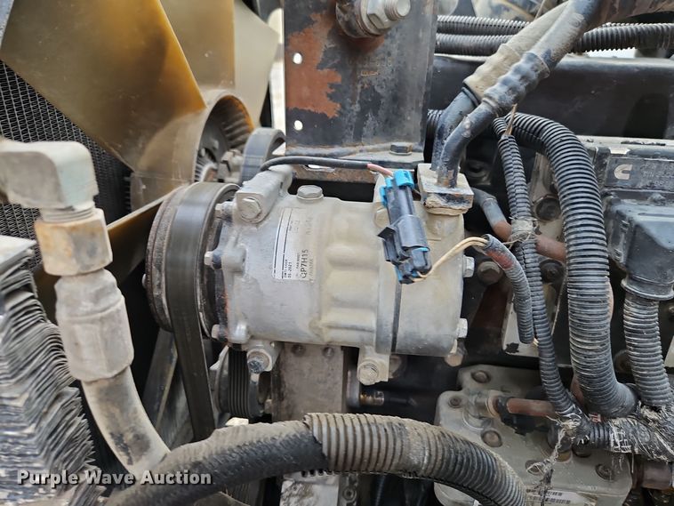 image for item EI8552 2000 Peterbilt 357 ready mix truck