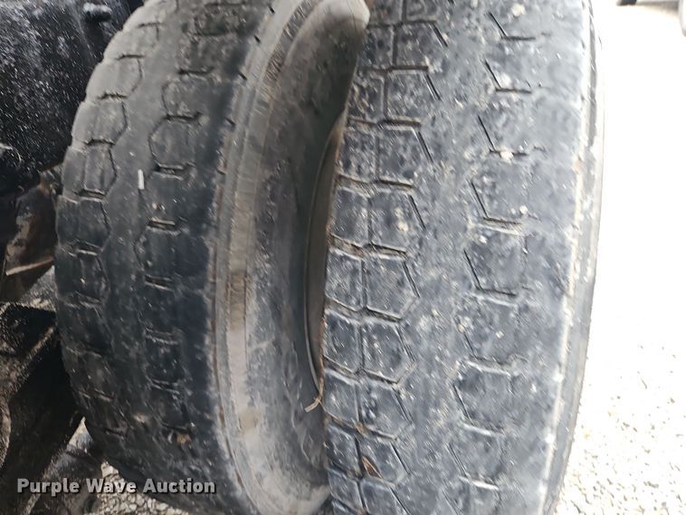 image for item EI8552 2000 Peterbilt 357 ready mix truck