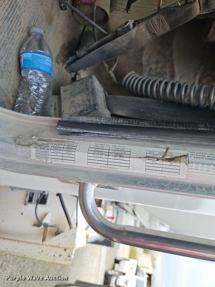 image for item EI8552 2000 Peterbilt 357 ready mix truck