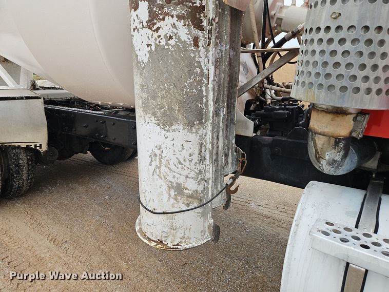 image for item EI8553 2005 Kenworth T800 ready mix truck