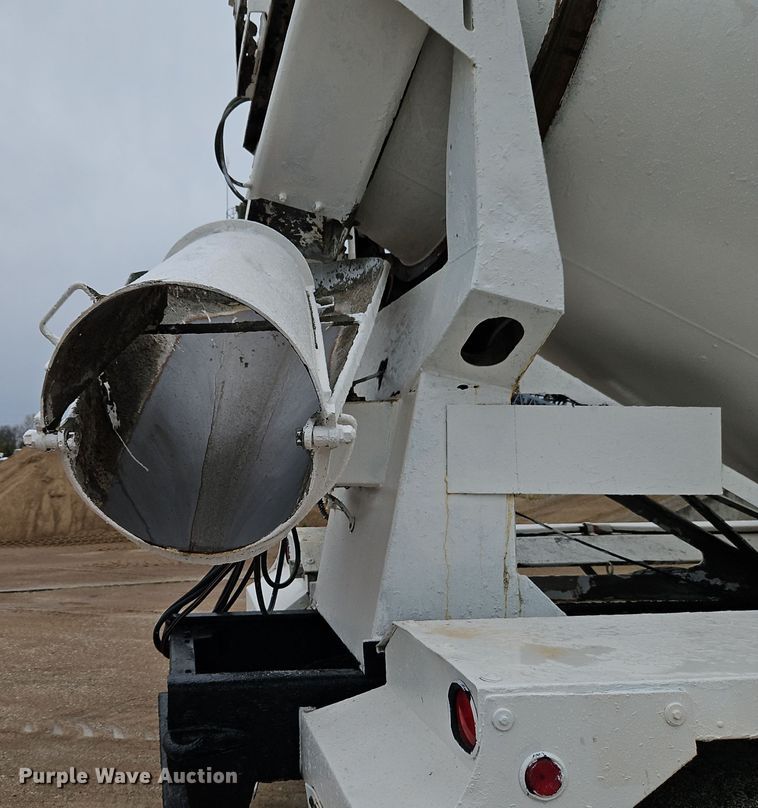 image for item EI8553 2005 Kenworth T800 ready mix truck