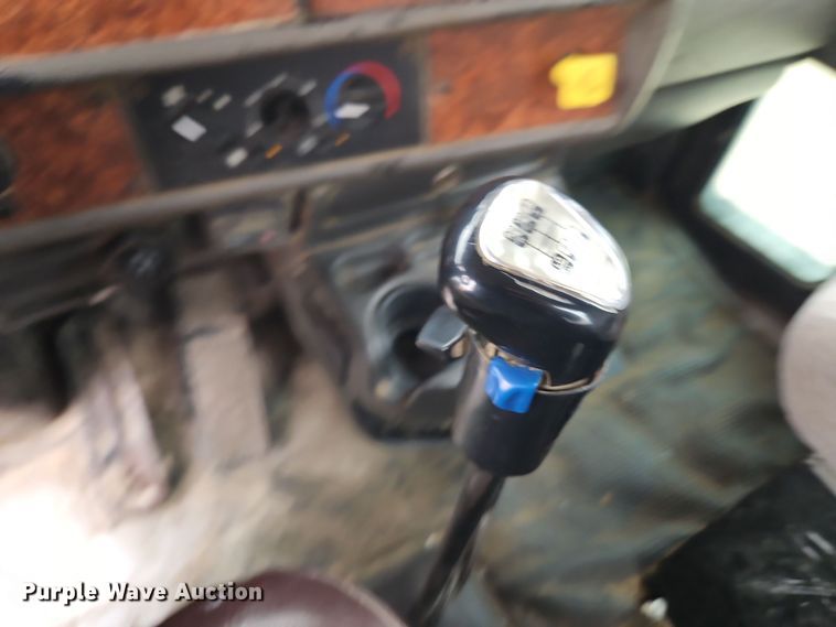 image for item EI8553 2005 Kenworth T800 ready mix truck