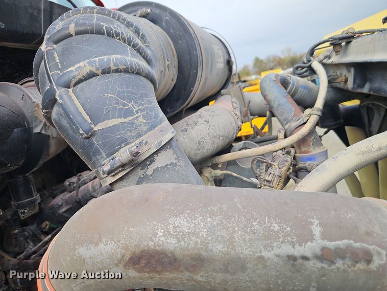 image for item EI8553 2005 Kenworth T800 ready mix truck