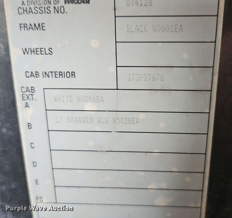 image for item EI8553 2005 Kenworth T800 ready mix truck