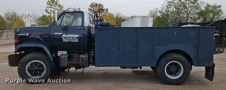 image for item EI8554 1988 Chevrolet Kodiak utility / service truck