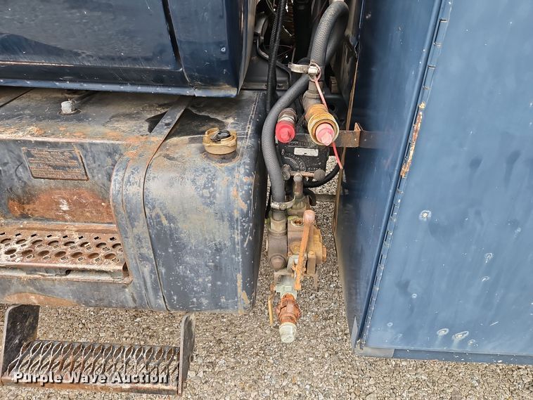 image for item EI8554 1988 Chevrolet Kodiak utility / service truck