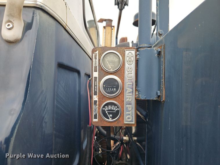 image for item EI8554 1988 Chevrolet Kodiak utility / service truck