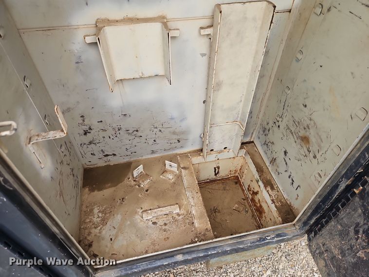 image for item EI8554 1988 Chevrolet Kodiak utility / service truck