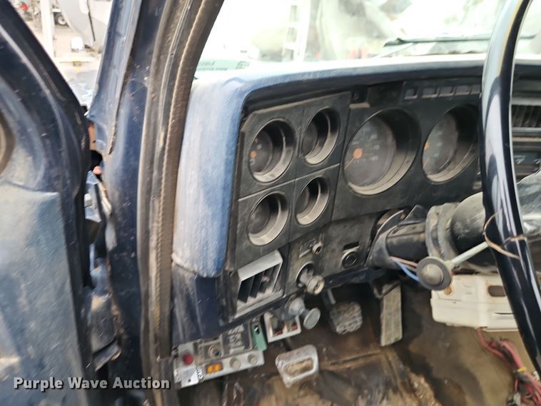 image for item EI8554 1988 Chevrolet Kodiak utility / service truck