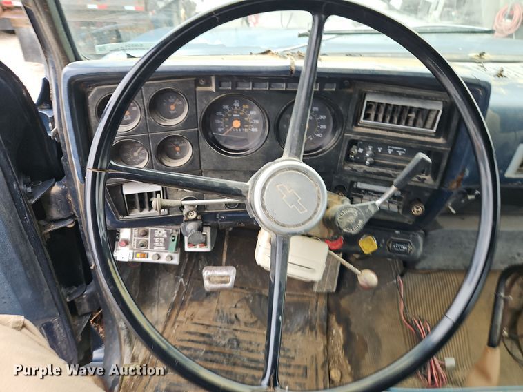 image for item EI8554 1988 Chevrolet Kodiak utility / service truck