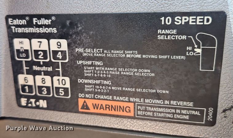 image for item EI8555 1998 Mack CH613 semi truck