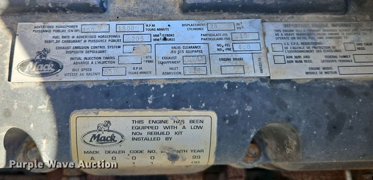 image for item EI8555 1998 Mack CH613 semi truck