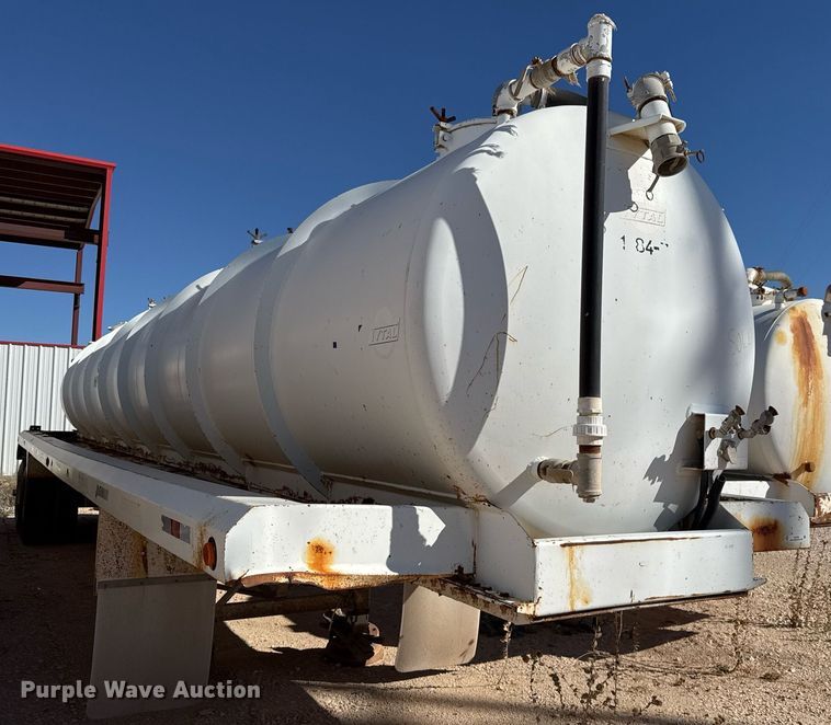 image for item EJ3198 2012 Tytal vacuum trailer