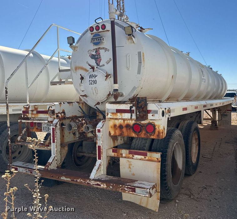 image for item EJ3198 2012 Tytal vacuum trailer