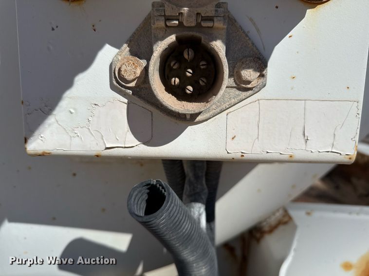 image for item EJ3198 2012 Tytal vacuum trailer