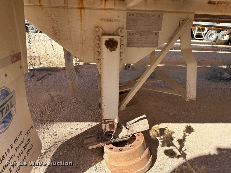 image for item EJ3198 2012 Tytal vacuum trailer