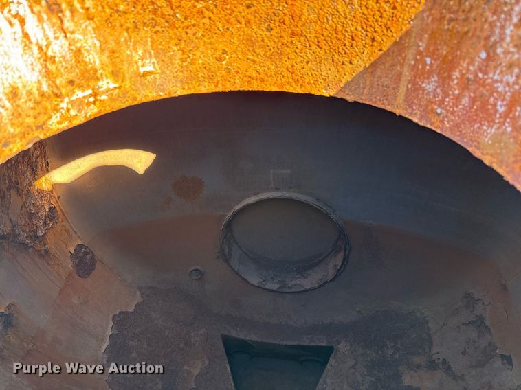 image for item EJ3198 2012 Tytal vacuum trailer