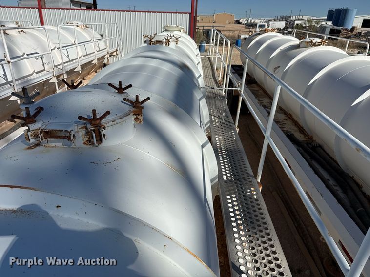 image for item EJ3198 2012 Tytal vacuum trailer