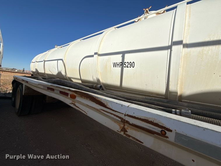 image for item EJ3199 2013 EXA vacuum trailer