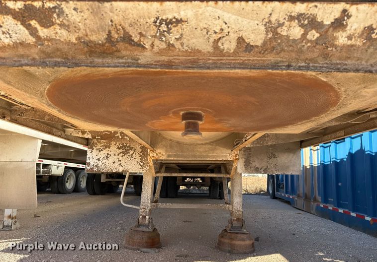 image for item EJ3199 2013 EXA vacuum trailer