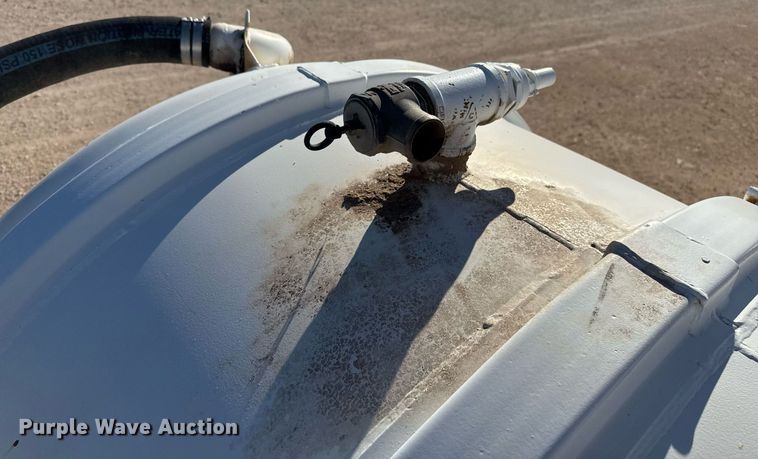 image for item EJ3199 2013 EXA vacuum trailer