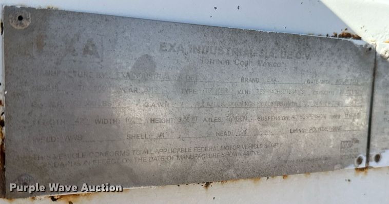 image for item EJ3199 2013 EXA vacuum trailer