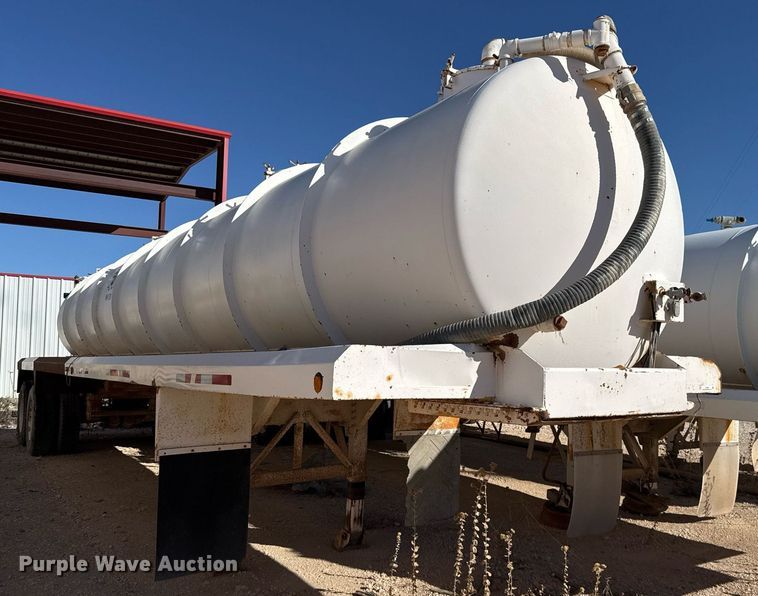 image for item EJ3200 2012 Tytal vacuum trailer