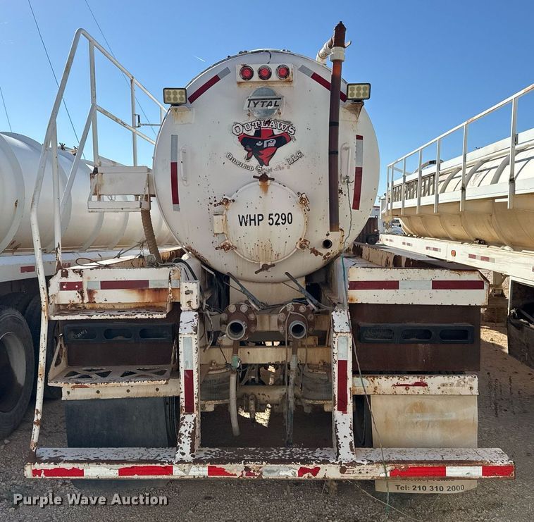 image for item EJ3200 2012 Tytal vacuum trailer