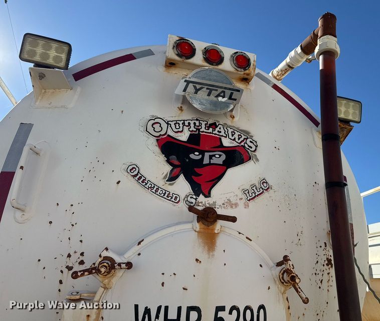 image for item EJ3200 2012 Tytal vacuum trailer