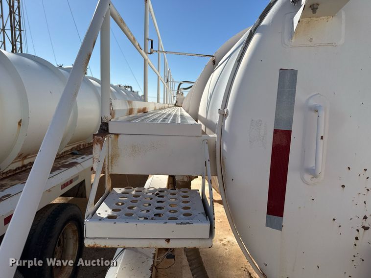 image for item EJ3200 2012 Tytal vacuum trailer