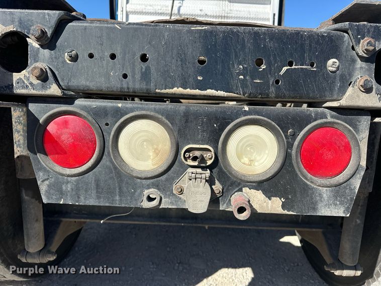 image for item EJ5023 2005 Kenworth  T600 semi truck