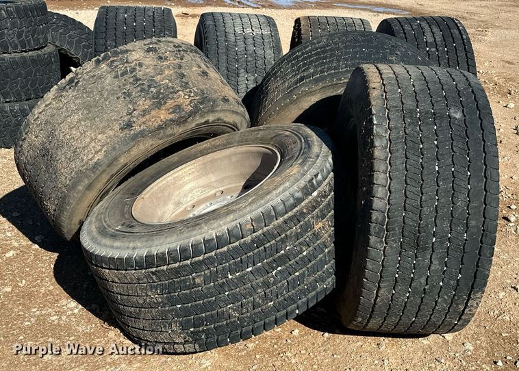 image for item EJ5055 (8) Yokohama 445/50R22.5 tires and wheels