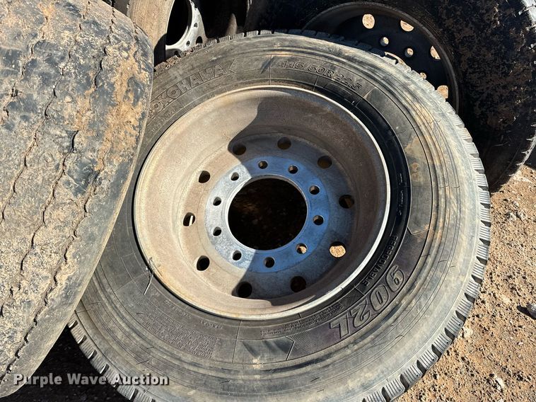 image for item EJ5055 (8) Yokohama 445/50R22.5 tires and wheels