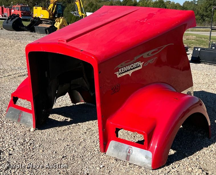 image for item EK3479 Kenworth  W900 truck hood